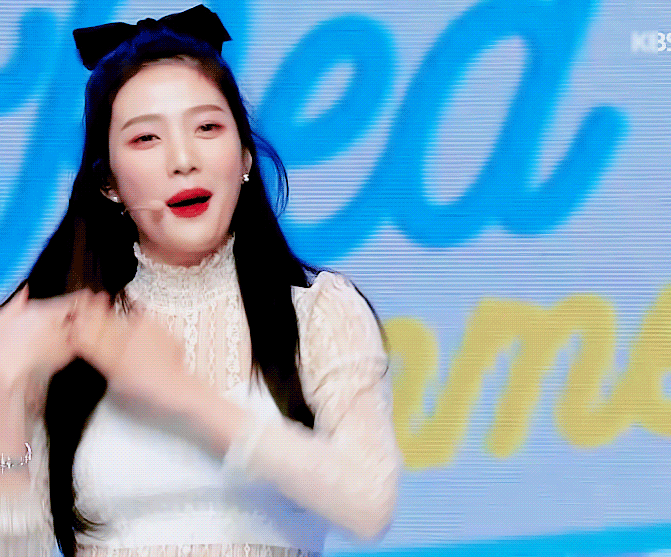 머리에 왕리본 단 레드벨벳 조이.gif | 인스티즈