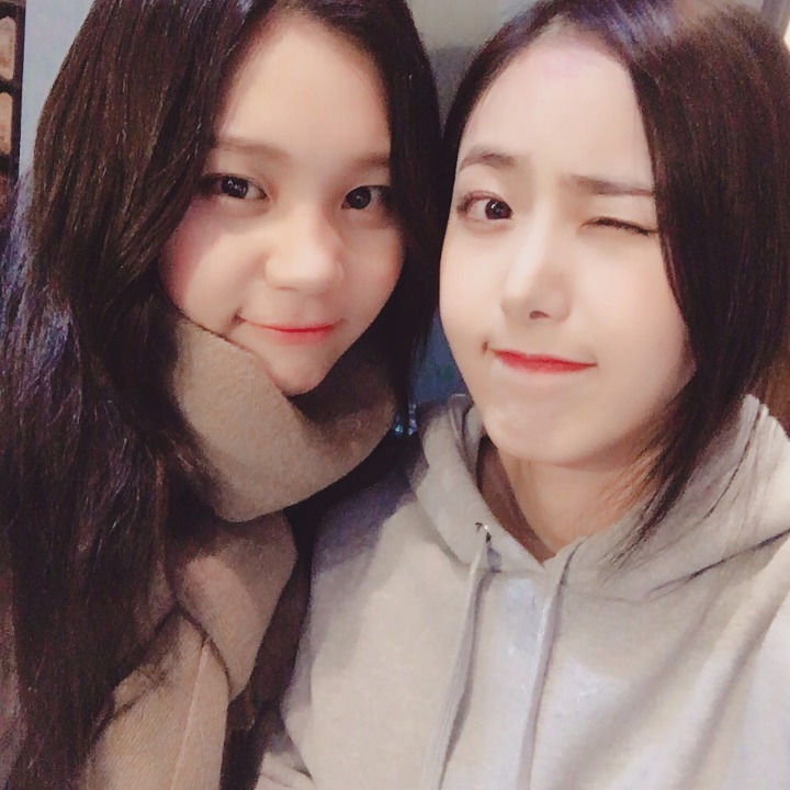 여자친구 신비-엄지 인스타그램 | 인스티즈