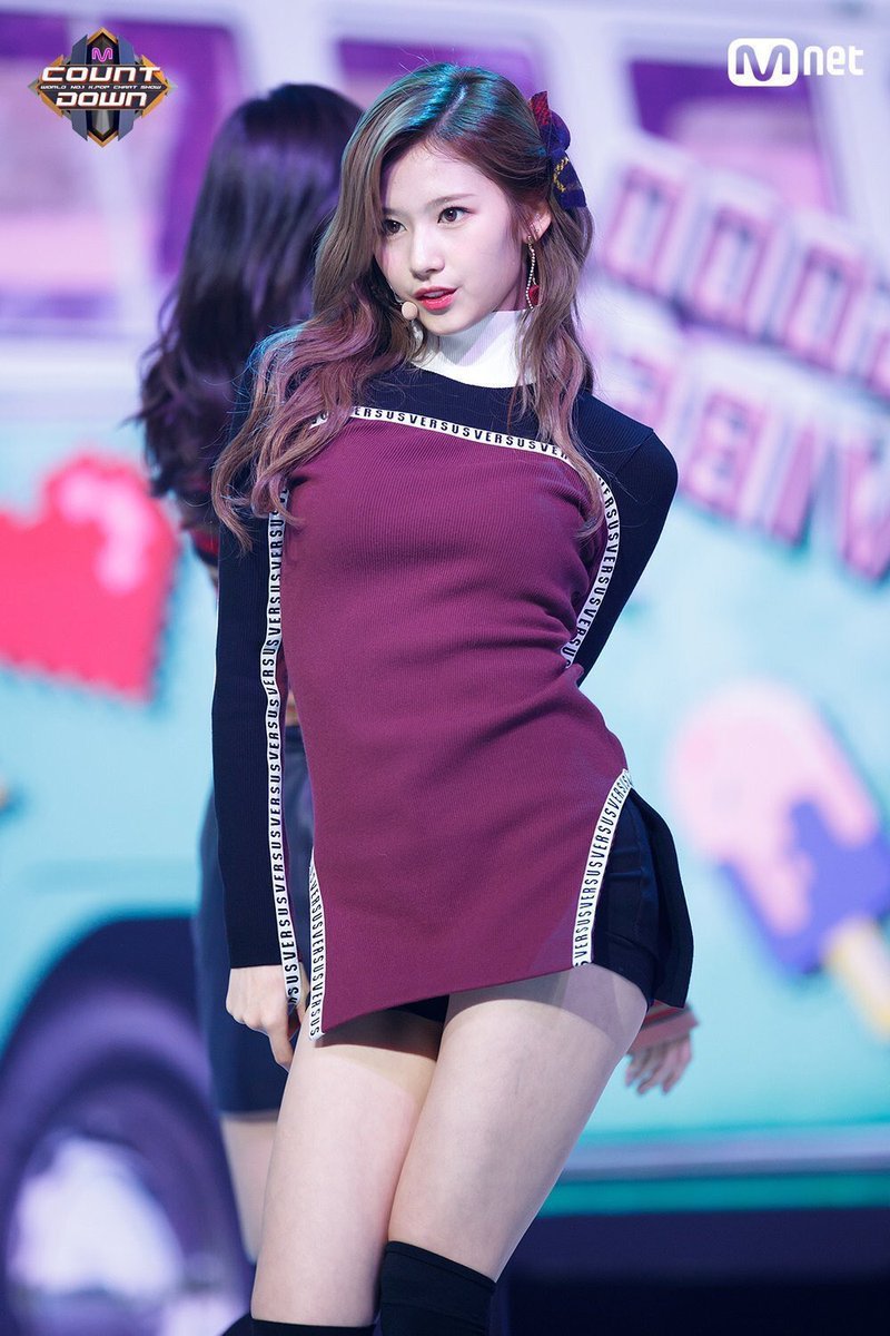트와이스 미나토자키 사나 | 인스티즈