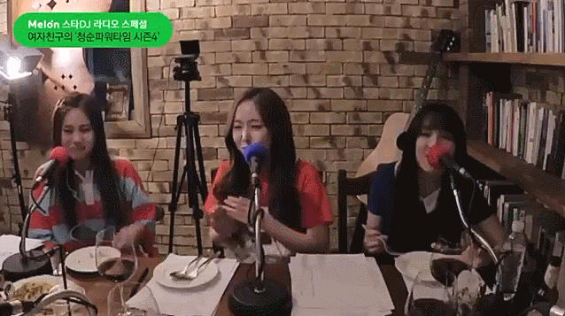 언니들 울면 곧바로 동기화되는 여자친구 엄지.jpgif | 인스티즈