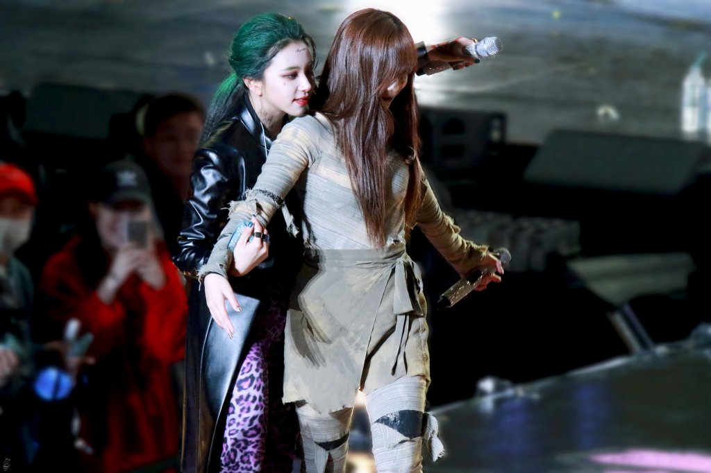 181028 트와이스 ONCE Halloween 미나리 feat. 오늘 엄마랑 자야할듯 | 인스티즈