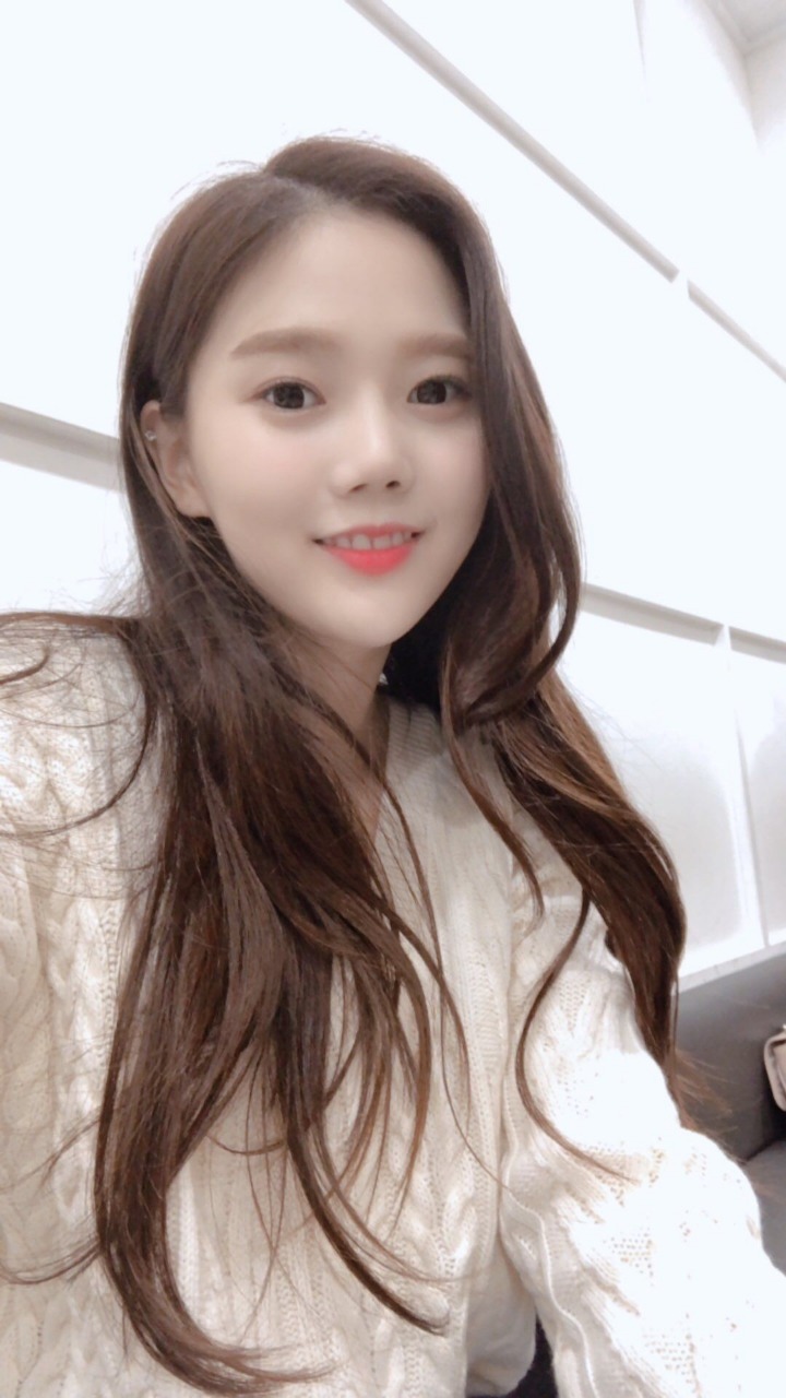 오마이걸 효정 3단 변신 | 인스티즈