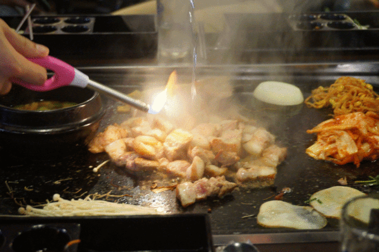 소고기 vs 돼지고기 | 인스티즈