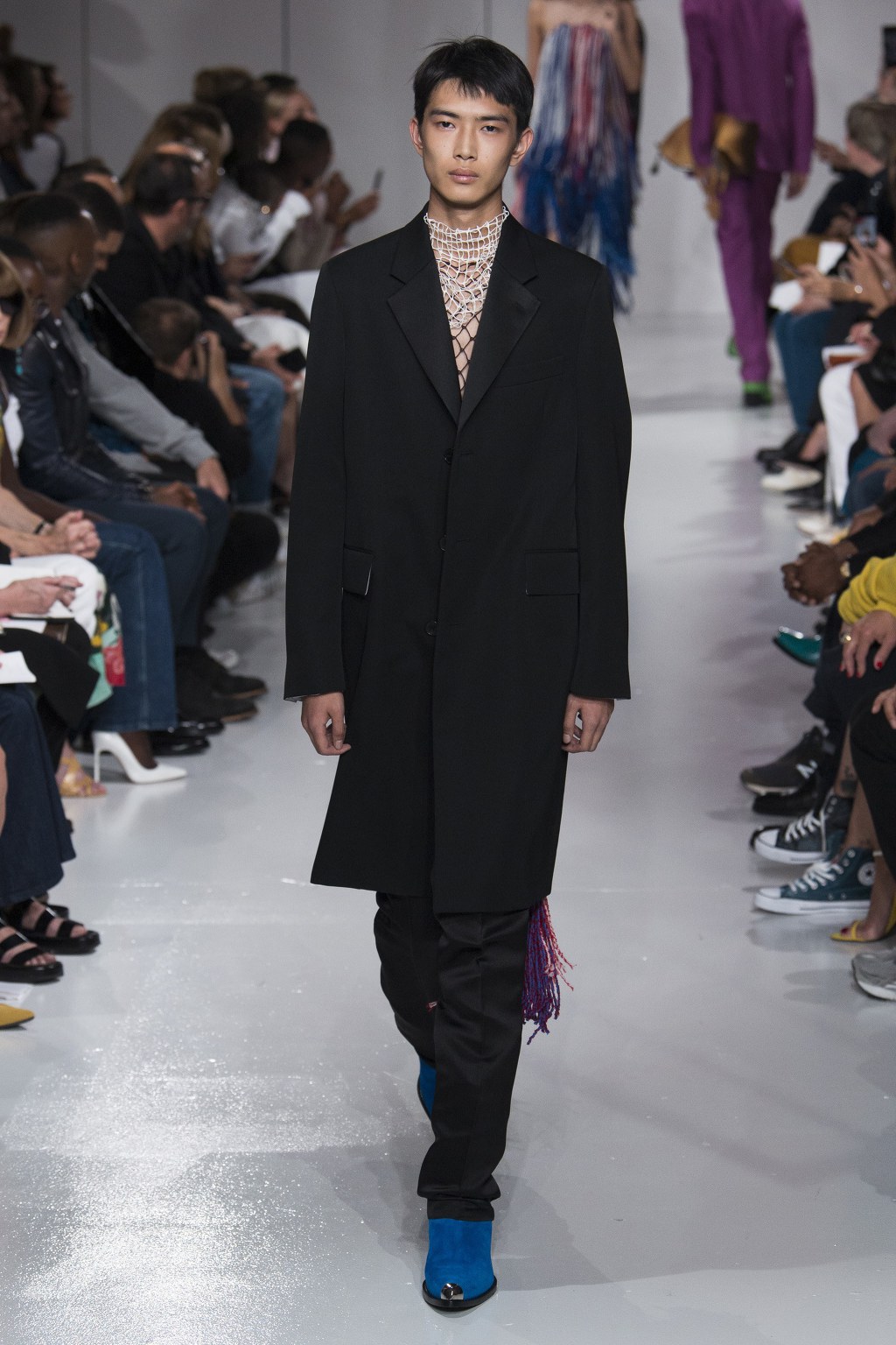 Calvin Klein by 라프 시몬스 2018 S/S 컬렉션 | 인스티즈