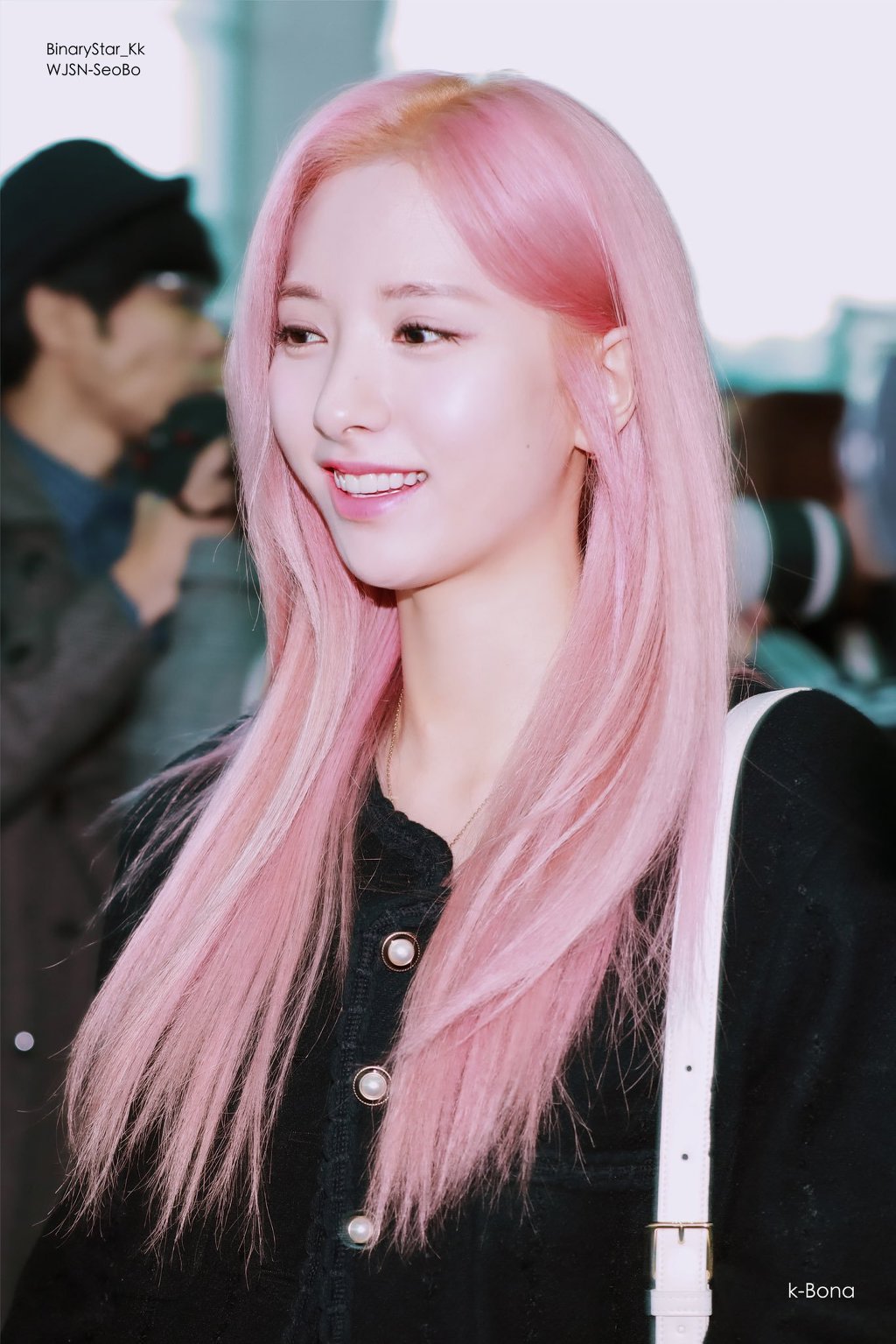 핑크머리도 찰떡같이 어울리는 보나.jpg | 인스티즈