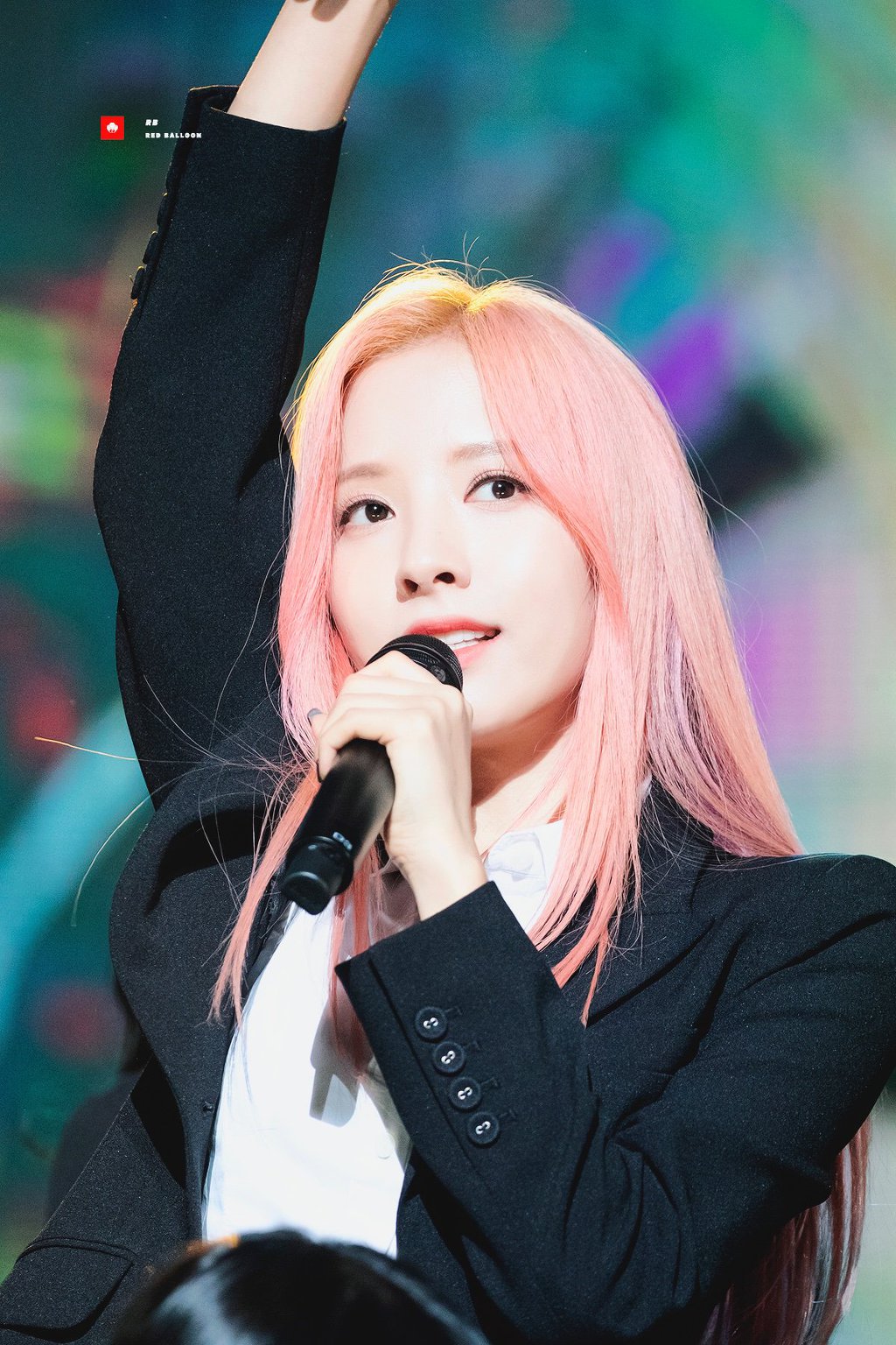 핑크머리도 찰떡같이 어울리는 보나.jpg | 인스티즈