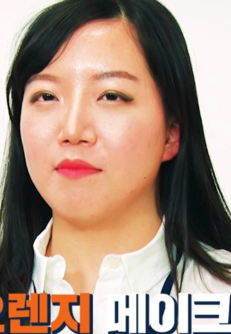 기자에게 화장해주는 김기수 | 인스티즈
