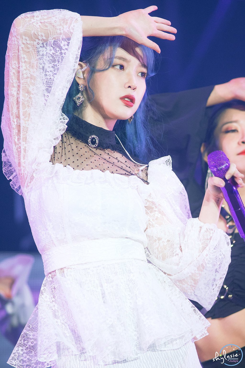아이유 부산콘서트 아이유.jpg | 인스티즈