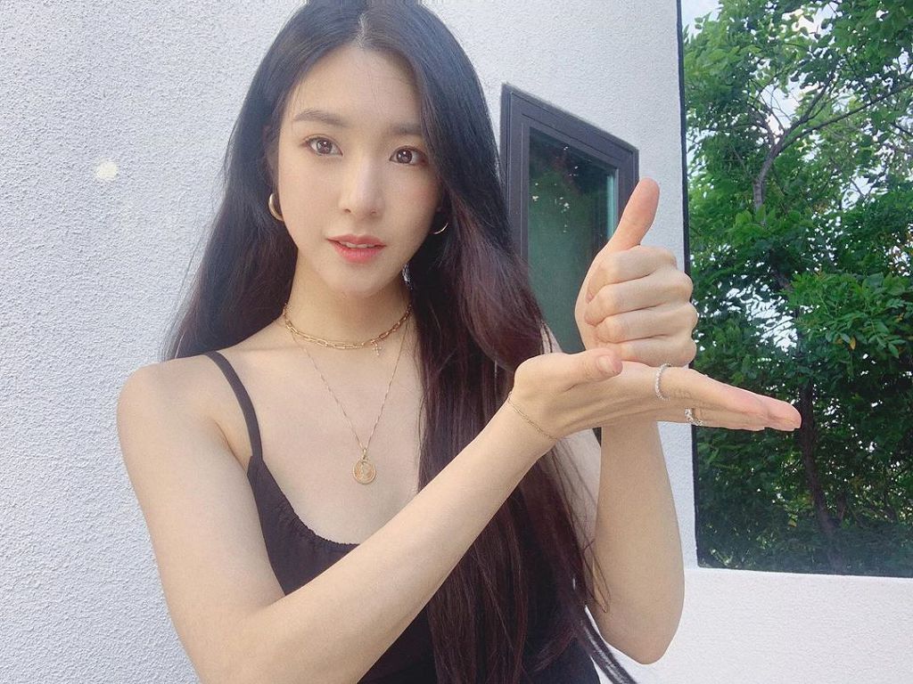 99D4A2445EB883981CF70E