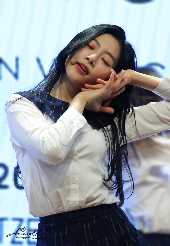 얼굴에 우아함 귀여움 섹시함 다있음 | 인스티즈