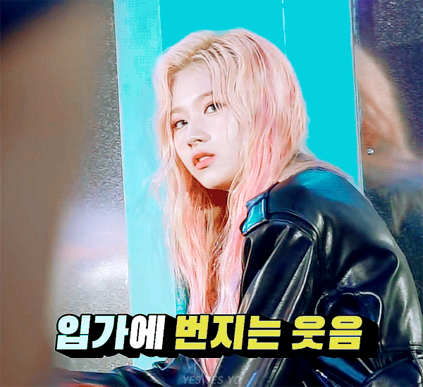 오늘이 생일인 트와이스 사나.jpgif (335장) | 인스티즈