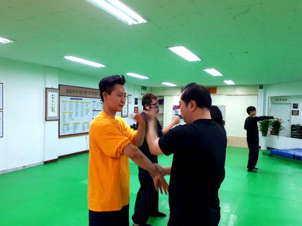이신우 이미지
