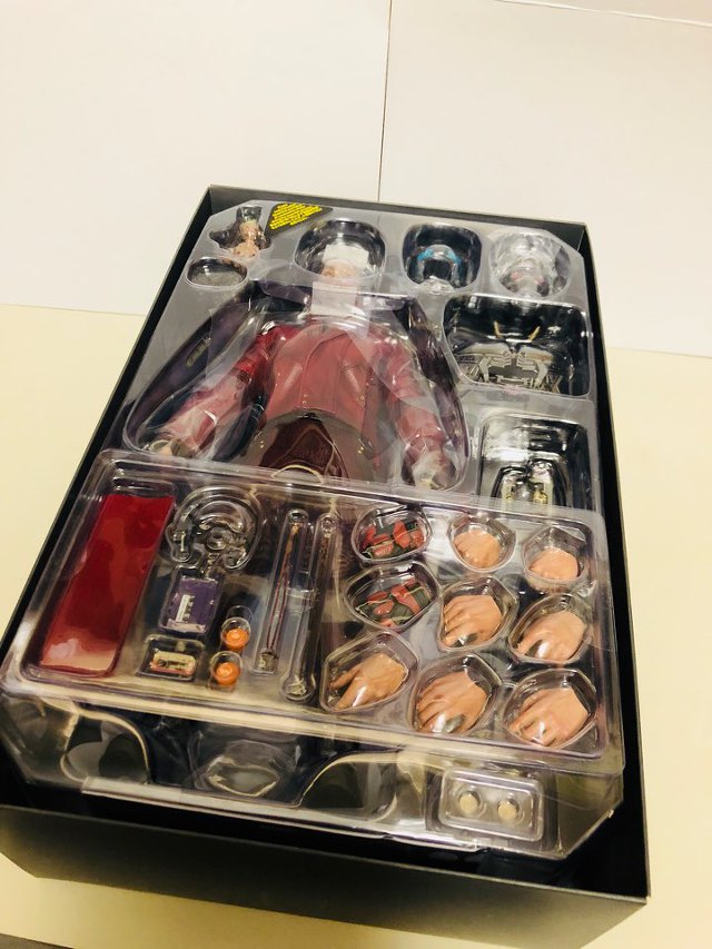 핫토이 가오갤2 스타로드 피규어입니다 | 인스티즈